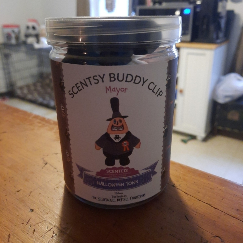 Mayor scentsy buddy clip